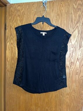 Moral Fiber Black Lace-Trim Sleeveless Tank